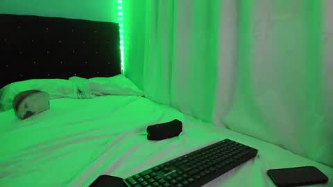 charlotte_xc online show from February 2025 08:31:02 PM