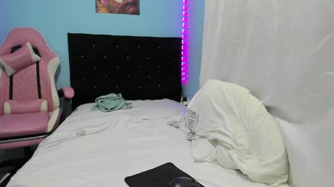 charlotte_xc online show from February 2025 01:13:02 AM