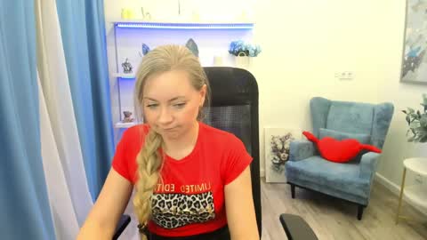 Snapshot of charlottekerti chatting on March 2026 08:09:01 PM Charlotte online show from March 2026 08:09:01 PM