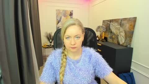 Snapshot of charlottekerti chatting on April 2026 11:55:02 AM Charlotte online show from April 2026 11:55:02 AM