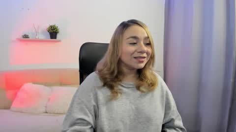 Snapshot of charlottelabouff chatting on March 2026 09:20:02 PM Charlotte online show from March 2026 09:20:02 PM