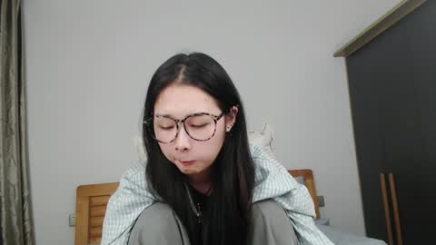 Charlotte online show from December 2024 05:11:02 PM