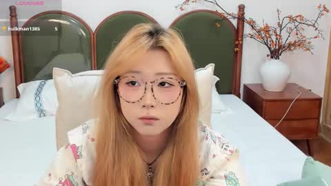 Charlotte online show from November 2025 04:39:01 PM