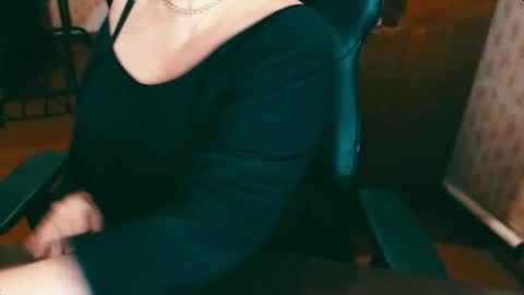 CharlotteXTasty online show from December 2024 08:15:01 PM