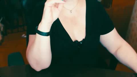 Snapshot of charlottextasty chatting on December 2025 10:21:02 AM CharlotteXTasty online show from December 2025 10:21:02 AM