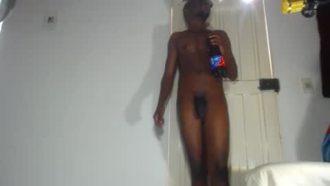 charly_vergonti_ online show from March 2025 02:34:02 PM