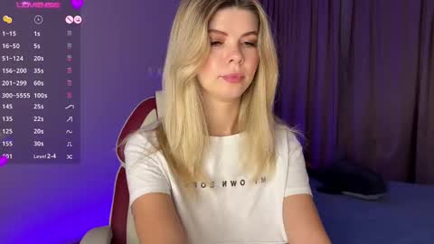 Kira online show from December 2024 10:17:02 AM