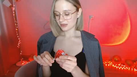 Michelle  online show from January 2025 06:35:01 AM