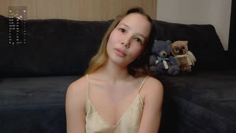 Snapshot of charming_evaa chatting on April 2026 04:34:01 PM Eva online show from April 2026 04:34:01 PM