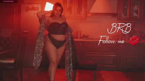 Snapshot of charming_sexuality chatting on January 2025 08:47:01 PM insta  online show from January 2025 08:47:01 PM