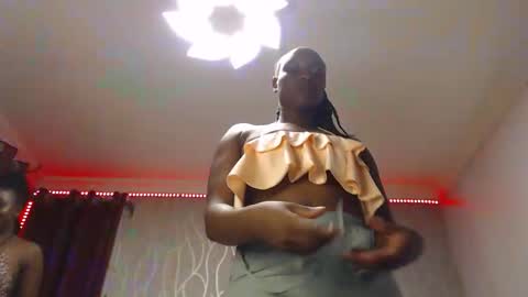 Zoe online show from November 2025 04:32:02 PM