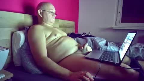 Egor Skornyakov online show from November 2025 04:21:01 AM