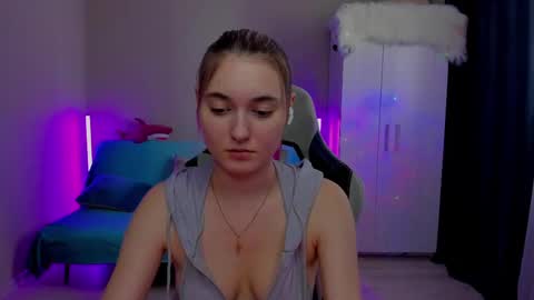 Snapshot of chatur_lady_ chatting on March 2025 07:14:02 AM Betty online show from March 2025 07:14:02 AM