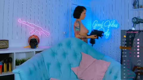 Snapshot of chaturkaterina chatting on February 2025 07:26:01 AM Miss Harmony online show from February 2025 07:26:01 AM