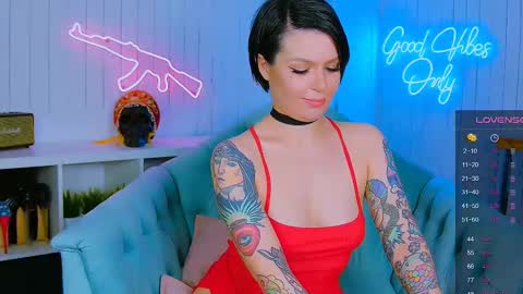 Snapshot of chaturkaterina chatting on February 2025 10:26:01 AM Miss Harmony online show from February 2025 10:26:01 AM