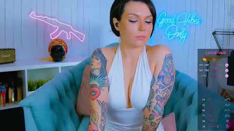 Snapshot of chaturkaterina chatting on March 2025 06:59:02 AM Miss Harmony online show from March 2025 06:59:02 AM