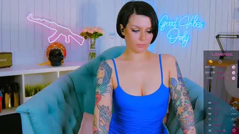 Snapshot of chaturkaterina chatting on March 2025 09:48:01 PM Miss Harmony online show from March 2025 09:48:01 PM