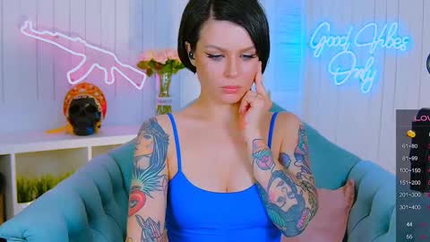 Snapshot of chaturkaterina chatting on March 2025 12:50:02 AM Miss Harmony online show from March 2025 12:50:02 AM