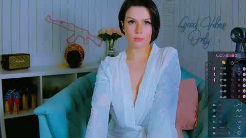 Snapshot of chaturkaterina chatting on March 2025 10:26:01 PM Miss Harmony online show from March 2025 10:26:01 PM