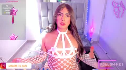 Sophie  online show from September 2025 03:50:02 PM