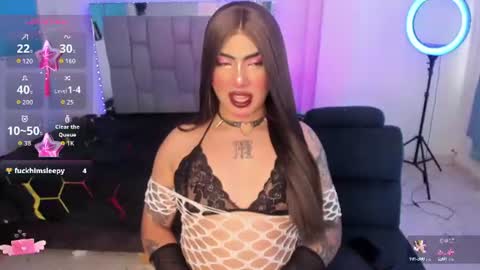 Snapshot of chaturmodels chatting on June 2026 08:00:02 PM Sophie online show from June 2026 08:00:02 PM