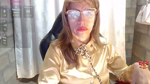 CHAYLA VICTORIA RUIZ  online show from March 2026 11:39:02 AM