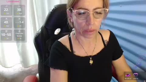 CHAYLA VICTORIA RUIZ  online show from May 2026 05:09:01 PM