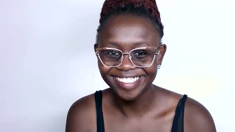 Snapshot of cheeky_charms chatting on September 2025 08:54:02 PM cheeky_charms online show from September 2025 08:54:02 PM