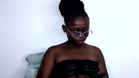 Snapshot of cheeky_charms chatting on October 2025 09:36:01 PM cheeky_charms online show from October 2025 09:36:01 PM