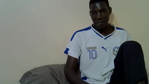 Snapshot of chekyboys_ chatting on December 2025 06:21:01 AM chekyboys_ online show from December 2025 06:21:01 AM