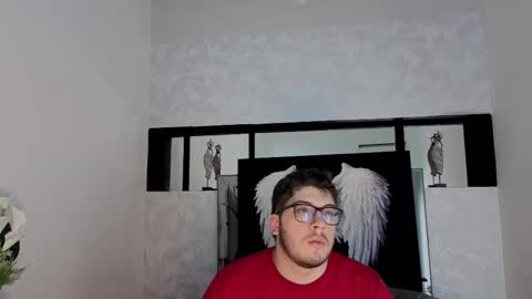   online show from December 2025 04:30:02 AM