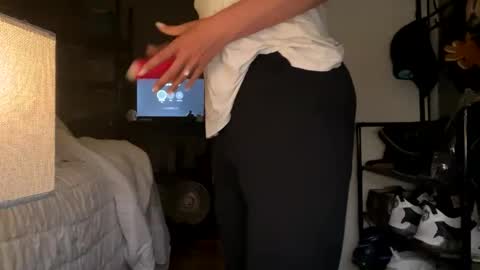 Snapshot of chelarose chatting on March 2026 02:23:02 PM chelarose online show from March 2026 02:23:02 PM