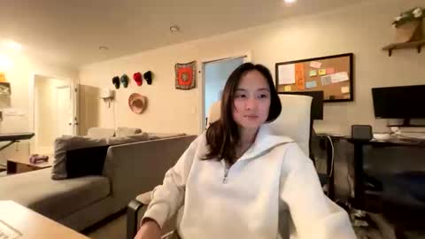 Snapshot of chellybear101 chatting on November 2025 02:00:01 AM chellybear101 online show from November 2025 02:00:01 AM