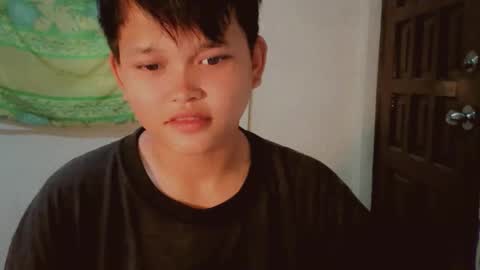 Snapshot of chennybbgirl chatting on March 2026 11:37:01 PM chenny online show from March 2026 11:37:01 PM