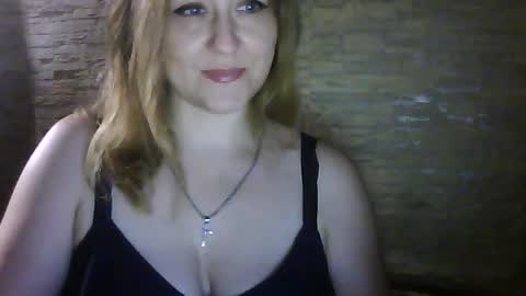 Snapshot of cherry04383 chatting on July 2026 01:58:01 AM cherry04383 online show from July 2026 01:58:01 AM