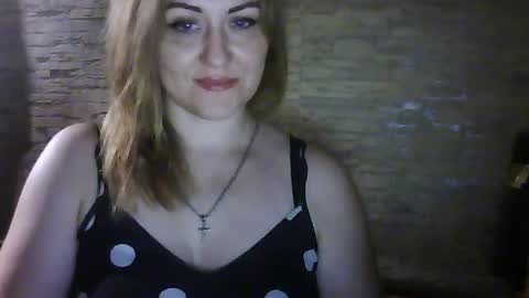 Snapshot of cherry04383 chatting on July 2026 01:45:02 AM cherry04383 online show from July 2026 01:45:02 AM