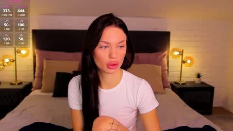 Snapshot of cherry__kiss chatting on April 2026 07:31:01 AM Cherry Kiss online show from April 2026 07:31:01 AM