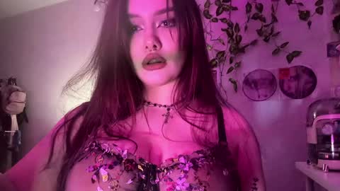 cherry_elfcat online show from June 2026 06:52:02 AM