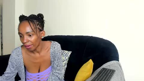 Snapshot of cherry_falls chatting on June 2026 07:06:02 AM cherry_falls online show from June 2026 07:06:02 AM