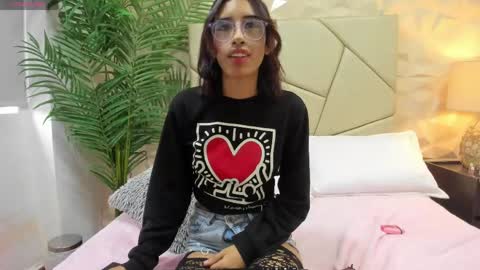 Snapshot of cherry_flirtx chatting on June 2026 01:24:02 PM cherry_flirtx online show from June 2026 01:24:02 PM