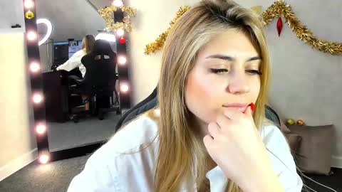 cherry_pr1ce online show from January 2025 03:29:02 AM