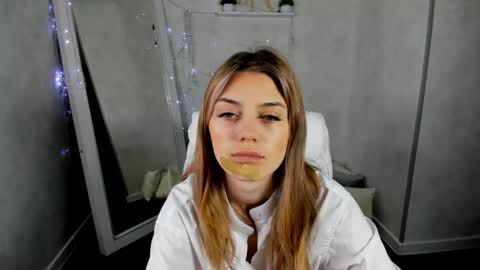 cherry_pr1ce online show from February 2025 12:10:02 AM