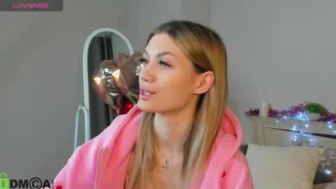 cherry_pr1ce online show from February 2026 11:58:01 PM