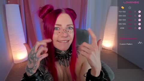 Snapshot of cherry_roxy chatting on January 2025 11:34:01 PM Roxy online show from January 2025 11:34:01 PM