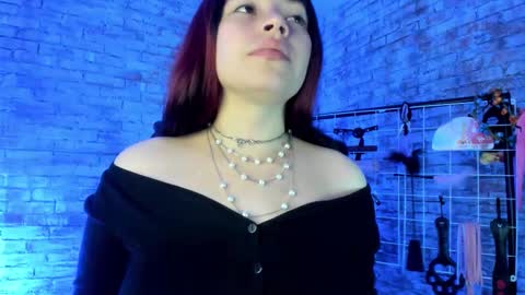 Snapshot of cherry_xoxx chatting on October 2025 11:35:01 AM online show from October 2025 11:35:01 AM
