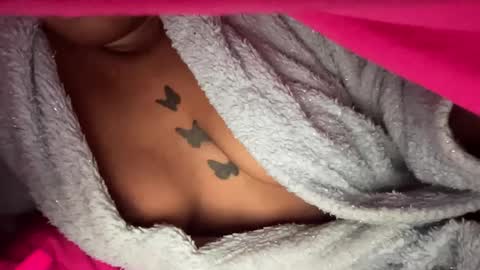 cherryb online show from February 2025 05:12:01 AM