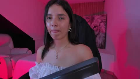 Snapshot of cherrybombs_ chatting on May 2026 02:08:01 AM Cherry online show from May 2026 02:08:01 AM
