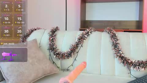 Snapshot of cherrybunny18 chatting on December 2025 08:04:02 PM Mia online show from December 2025 08:04:02 PM