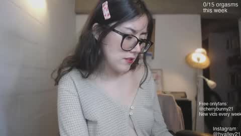 Sarah Prez online show from May 2026 05:14:01 AM