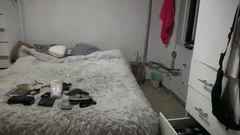 Snapshot of cherrycatcup chatting on April 2026 05:34:01 AM CherryCatCup online show from April 2026 05:34:01 AM